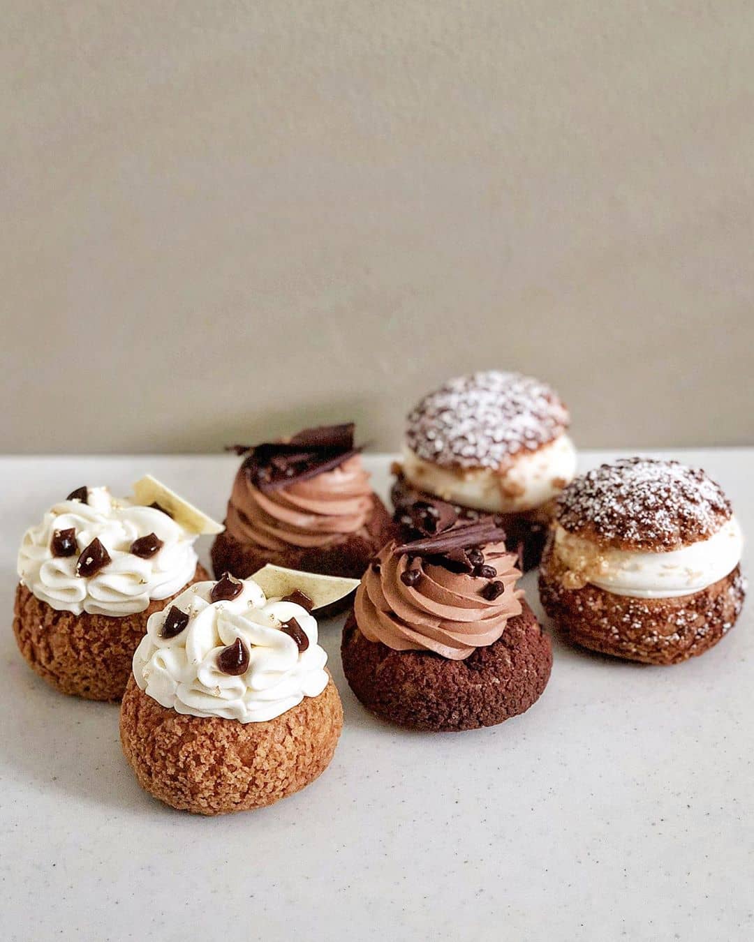 creampuffs from beta5 chocolates different flavours