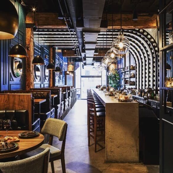 9 Best Yaletown Bars & Cocktail Lounges & What To Order (2024)