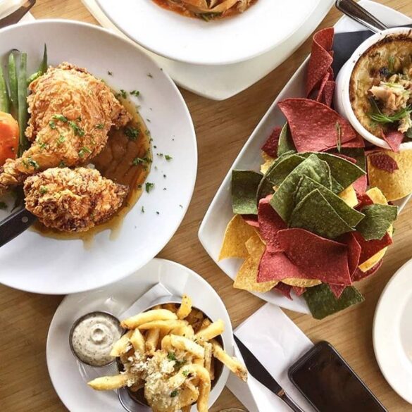 13 Best Steveston Restaurants + What To Order (2024)