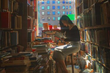 Vancouver hidden gems - macleod's books with girl reading