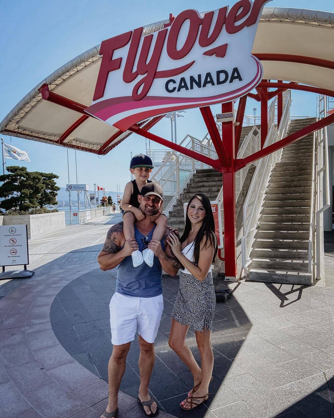 Vancouver kid friendly activities - flyover canada exteior with family