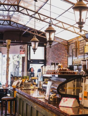 best coffee shops in vancouver - platform7 interior