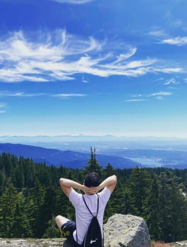 best hikes in vancouver - dog mountain view