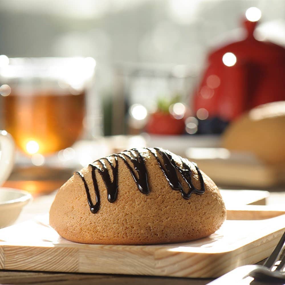best museum - paparoti coffee bun on table