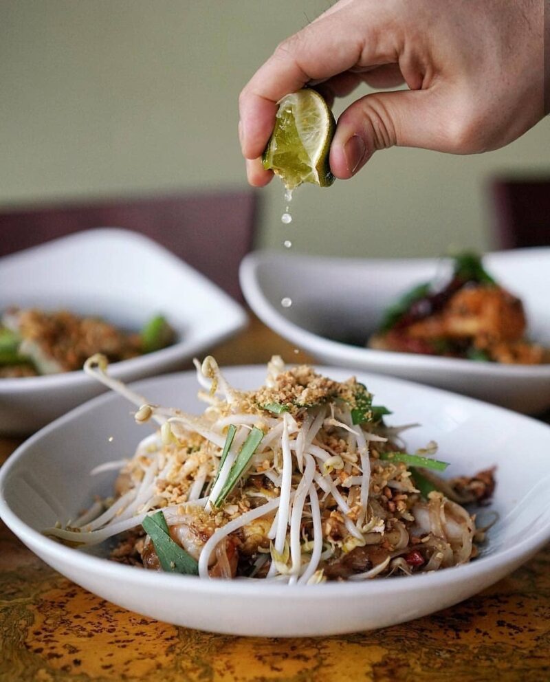 Neighbourhood Guidebook Kitsilano (The Best Eats, Shops & Stays)