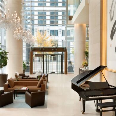 best hotels vancouver - shangri la interior