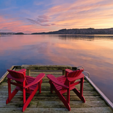 Best Airbnbs In Sunshine Coast & Sechelt - Oceanside Hot Tub + Sunsets = Bliss