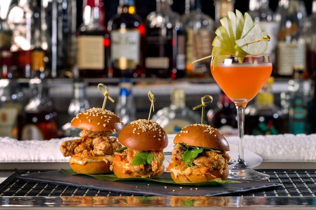 best restaurants and food in whistler bearfoot bistro bar with 3 burger sliders and drink