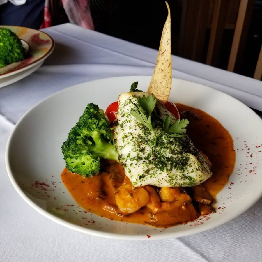 10 Best Seafood Restaurants In Vancouver + What To Order (2024)