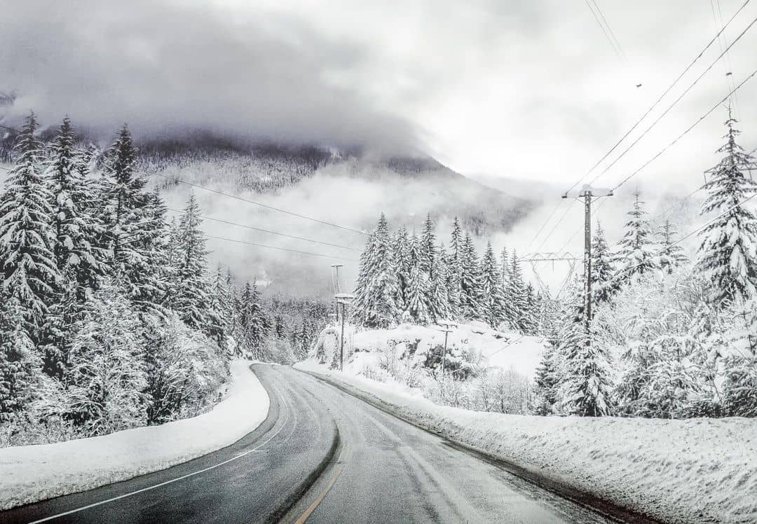 Sea to Sky Highway Guide - snowing sea to sky highway point of view