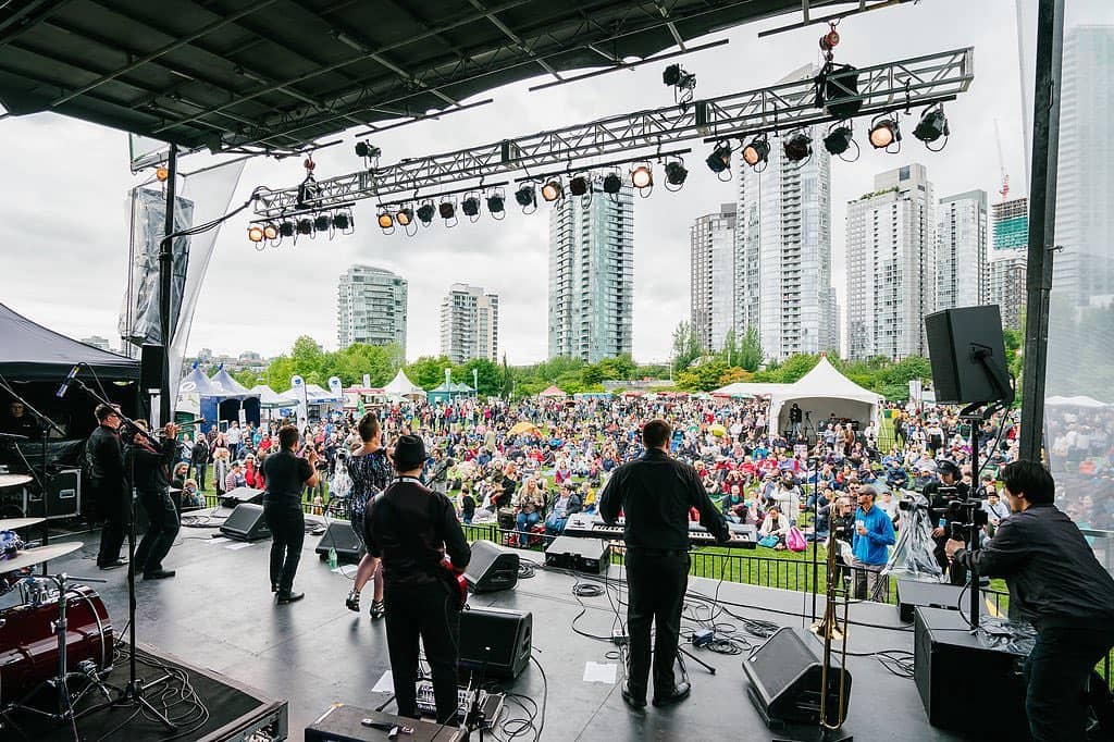 Things to Do in Vancouver When You’re Low on Budget - vancouver jazz festival performance with crowd