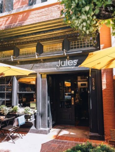 Vancouver Restaurant Patios -jules bistro