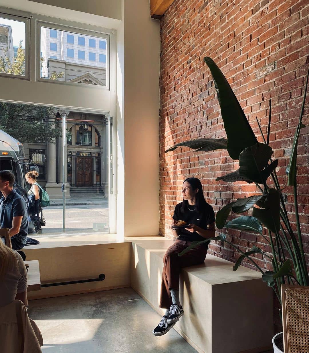 11 Best Coffee Shops in Gastown For A Caffeine Fix In 2023 (+ What To