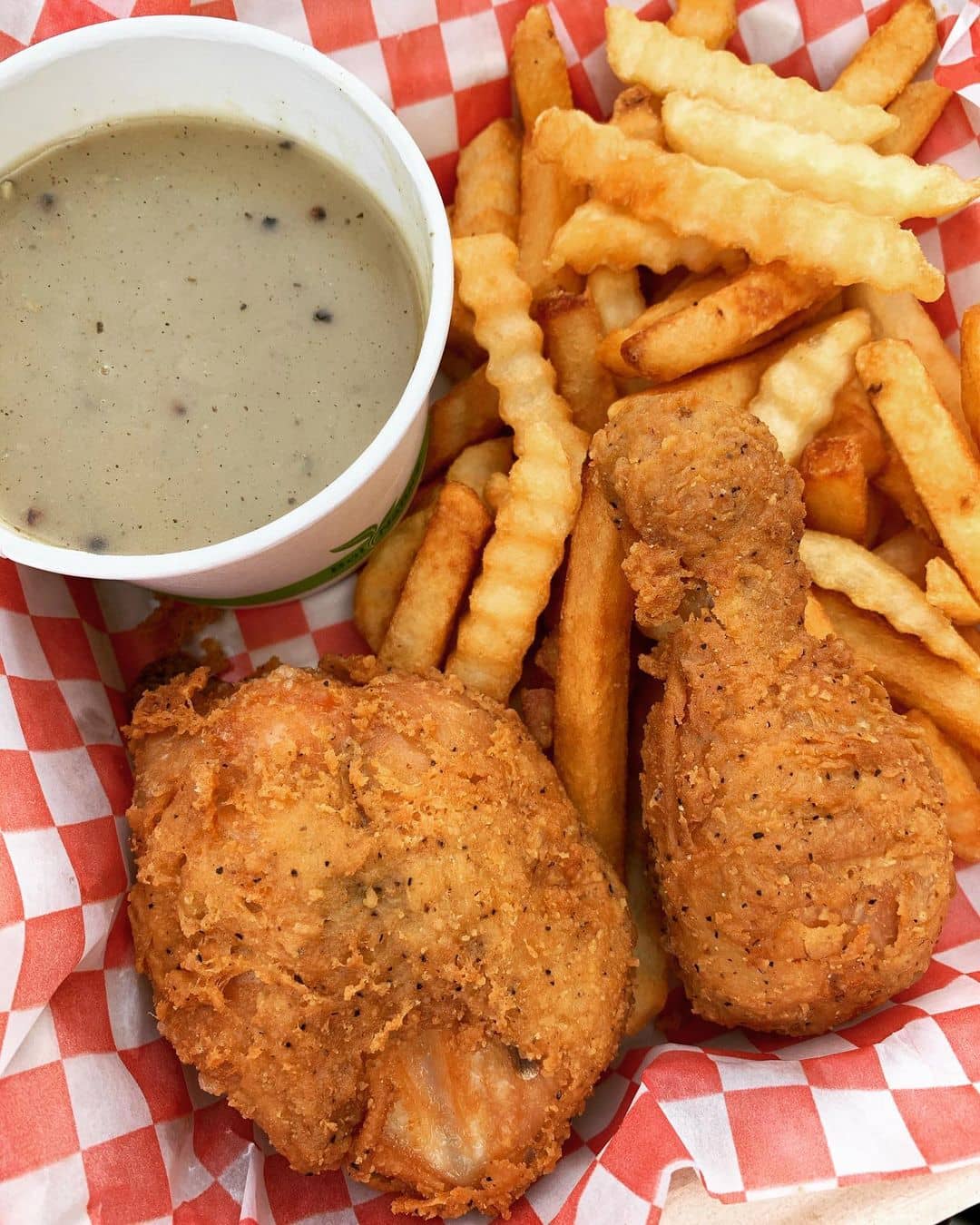 best squamish restaurants - mag's 99 fried chicken and fries and gravy