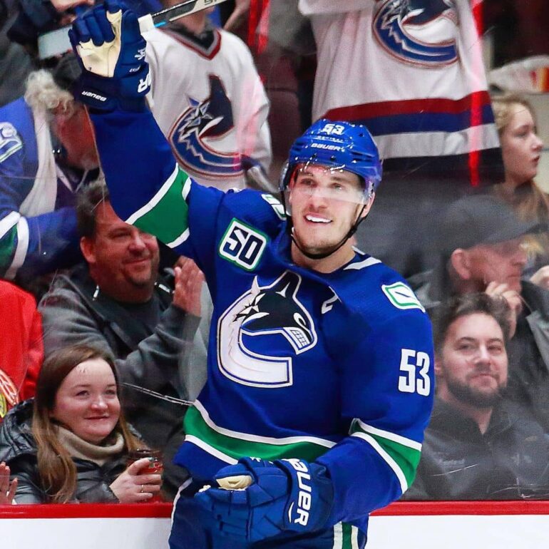 Vancouver Canucks 2022-2023 Schedule at Rogers Arena, Tickets & Travel Tips