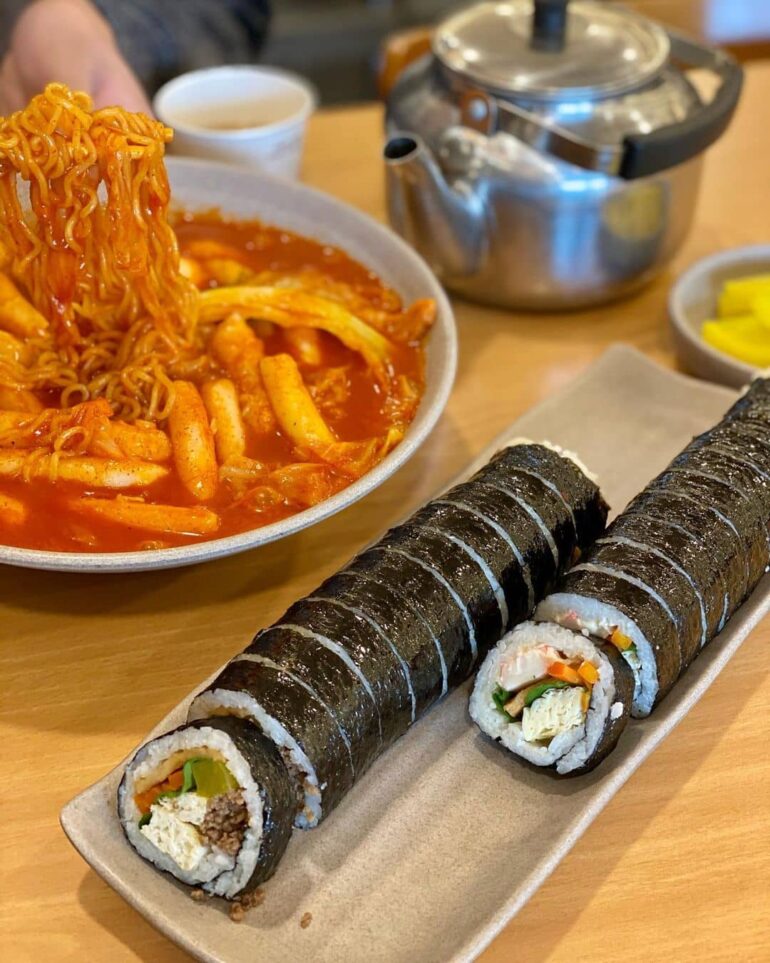 14 Best Coquitlam Restaurants You Need To Eat At In 2024 What To Order   Best Korean Restaurant In Coquitlam Kimbap Cheonguk 770x963 