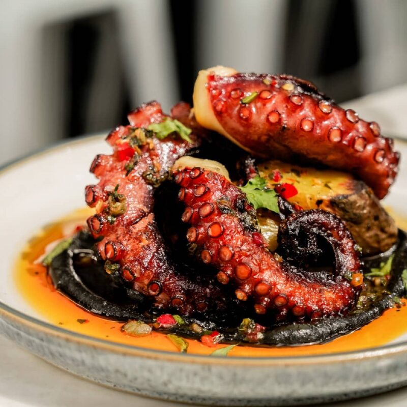 15 Absolute Best Toronto Restaurants To Dine At