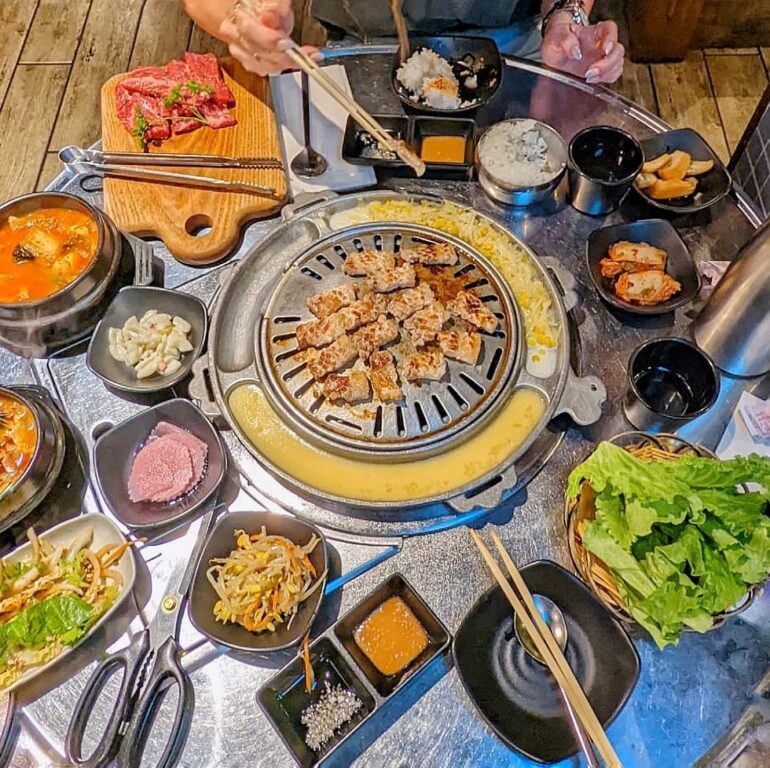 10 Best Korean BBQ in Toronto You Won’t Get Enough Of (+what to order)