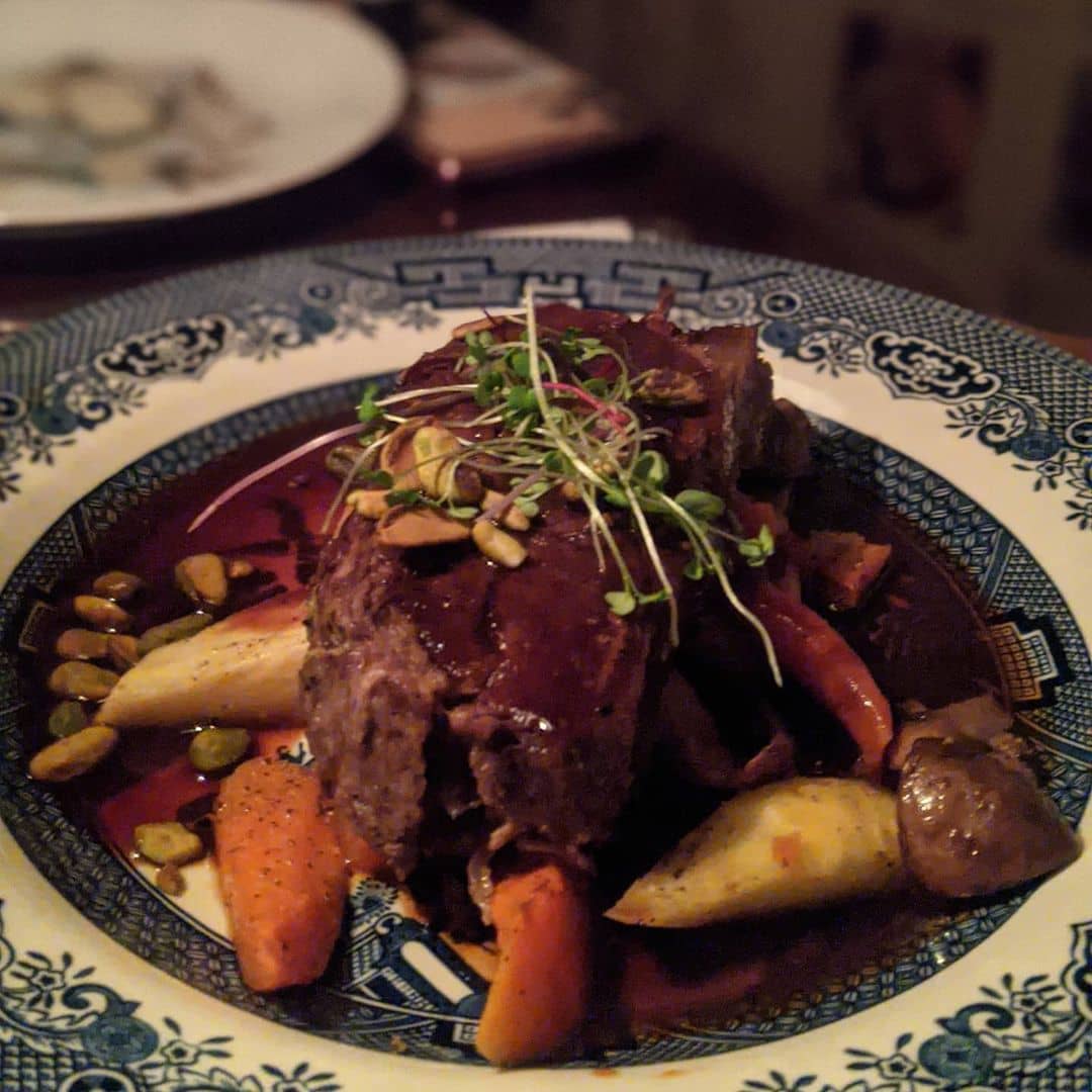 12 Best Winnipeg Restaurants To Dine At In 2023 (+ What To Order)