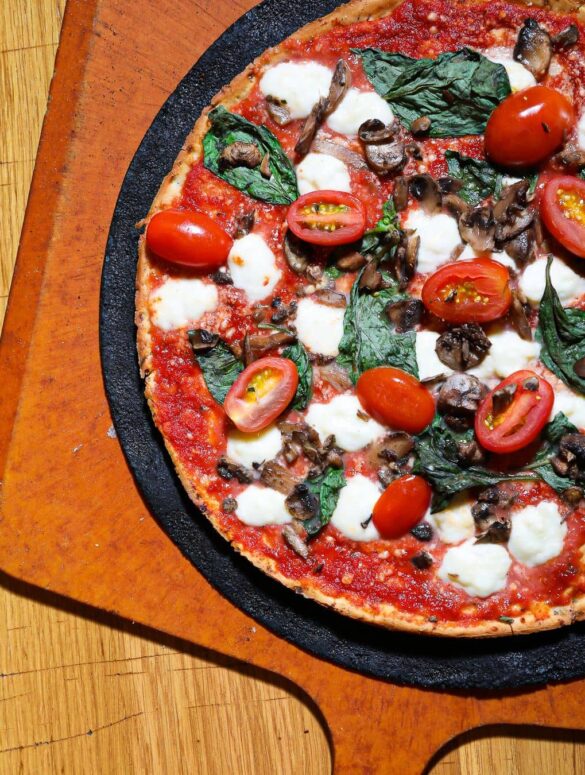 10 Best Edmonton Pizza Spots For A Good Pie (+ what to order)