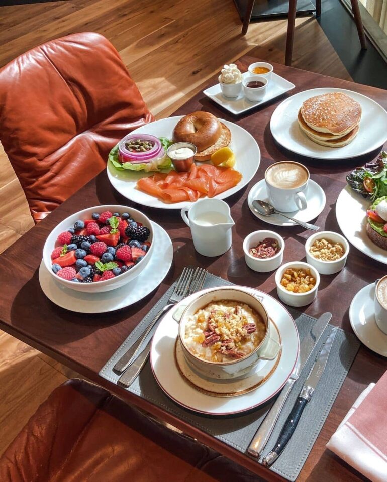 12 Best Yorkville Restaurants To Eat At (+ What To Order)