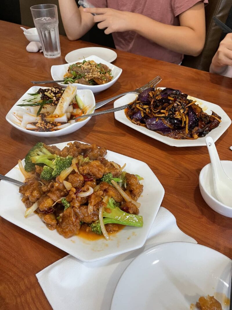 12 Best Chinese Restaurants in Burnaby To Dine At (+ What To Order)