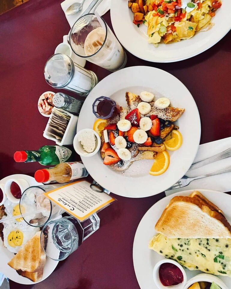 11 Best Breakfast Restaurants In Seattle & What To Order (2024)
