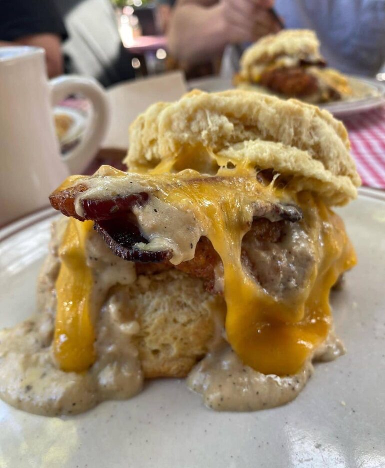 13 Best Brunch In Portland & What To Order (2023)