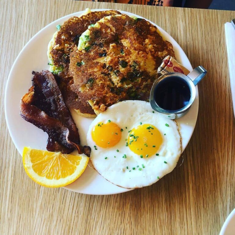 12 Best Seattle Brunch Spots & What To Order (2024)