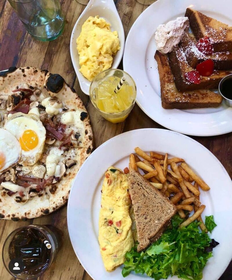 11 Best Bottomless Brunch NYC Spots To Eat At In 2024 (+ What To Order)