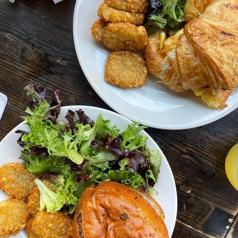 11 Best Bottomless Brunch NYC Spots To Eat At In 2024 (+ What To Order)