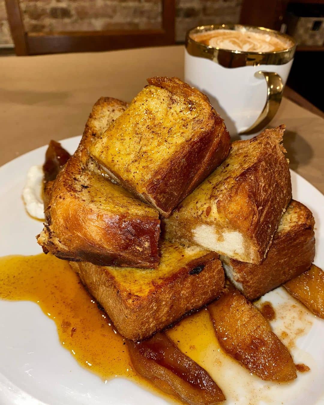 16 Best Brooklyn Brunch Spots To Eat At In 2023 (+ What To Order)