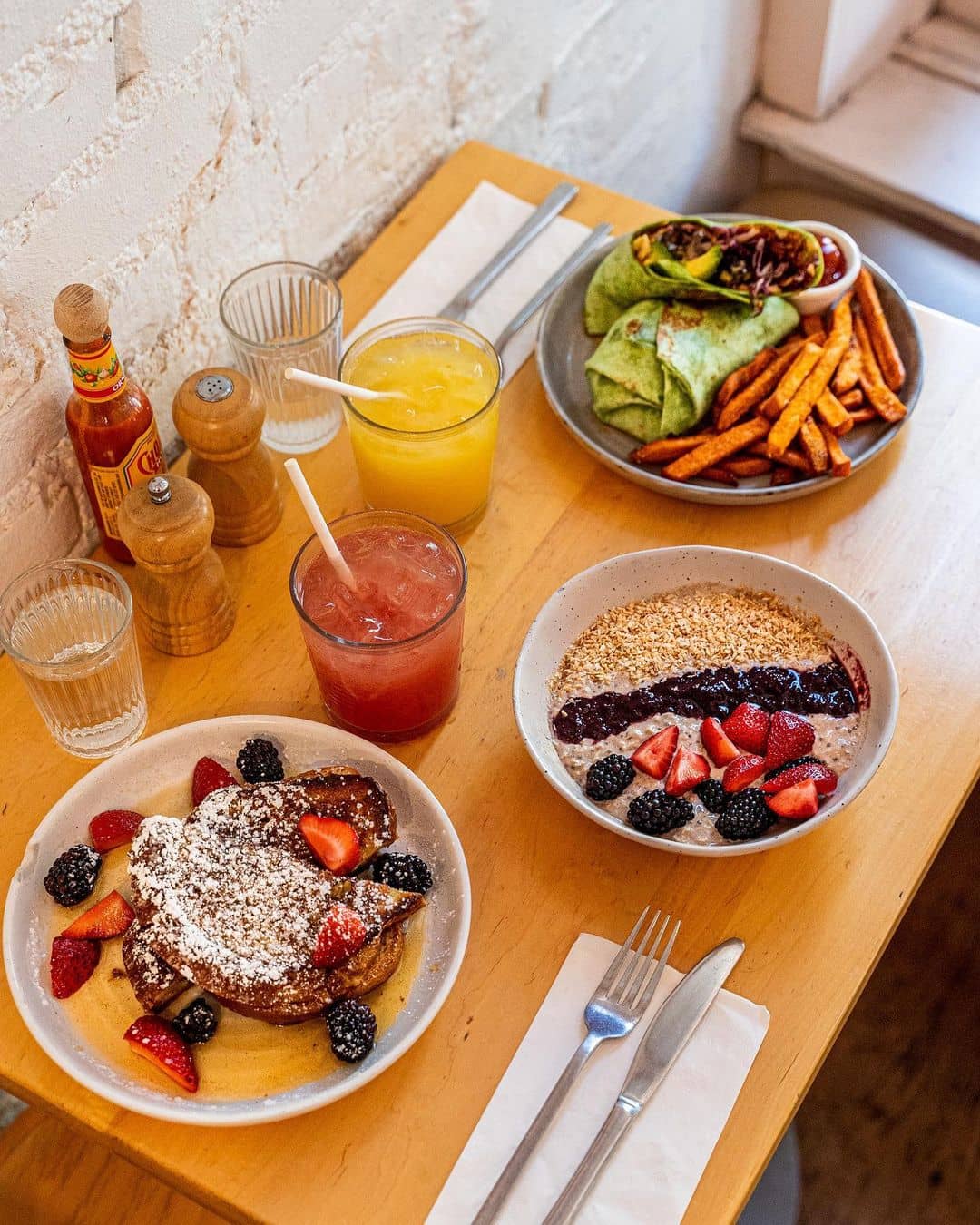 20 Best Brunch Spots In NYC For A Hearty Good Meal (+ What To Order)