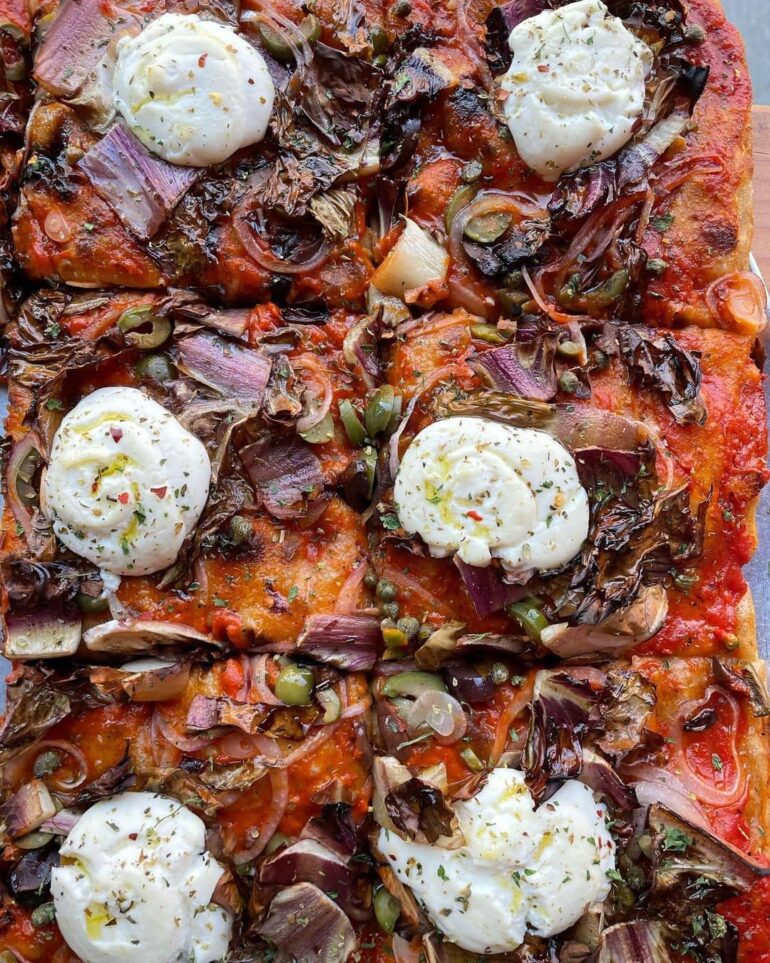 11 Best Pizza Spots In Portland & What To Order (2024)