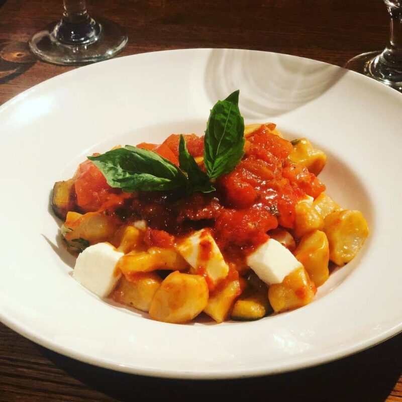 14 Best Restaurants In Times Square NYC To Eat At (+ What To Order)