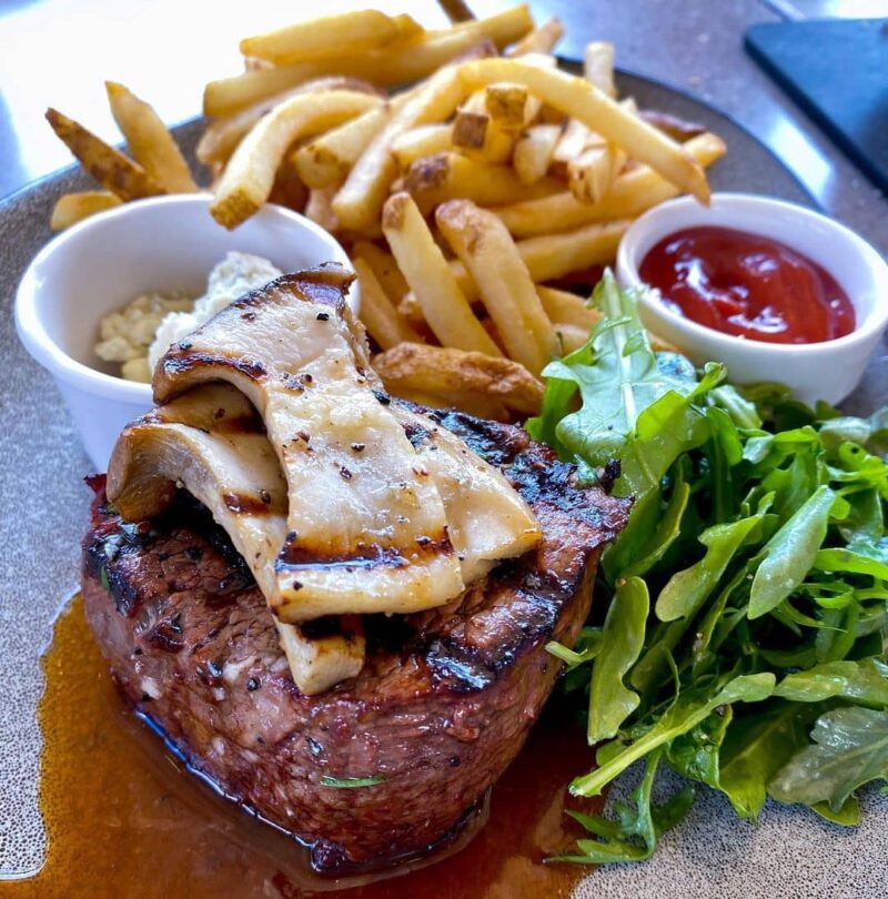 19 Best Honolulu Restaurants To Eat At In 2024(+ What To Order)