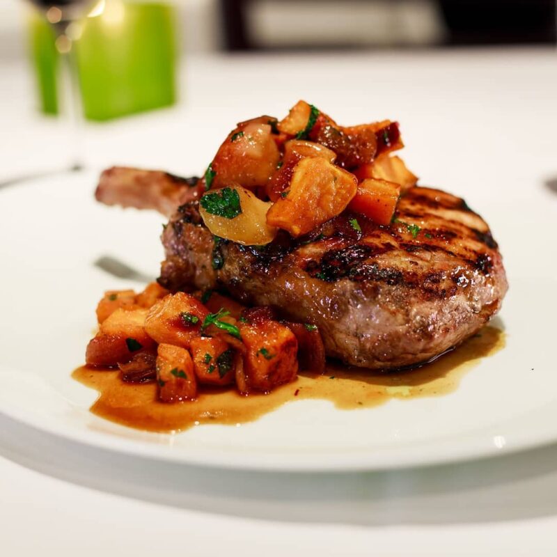 12 Best Evanston Restaurants To Eat At In 2023 (+ What To Order)