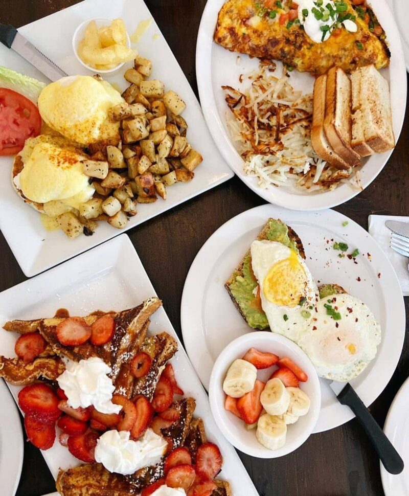 12 Best Evanston Restaurants To Eat At In 2023 (+ What To Order)