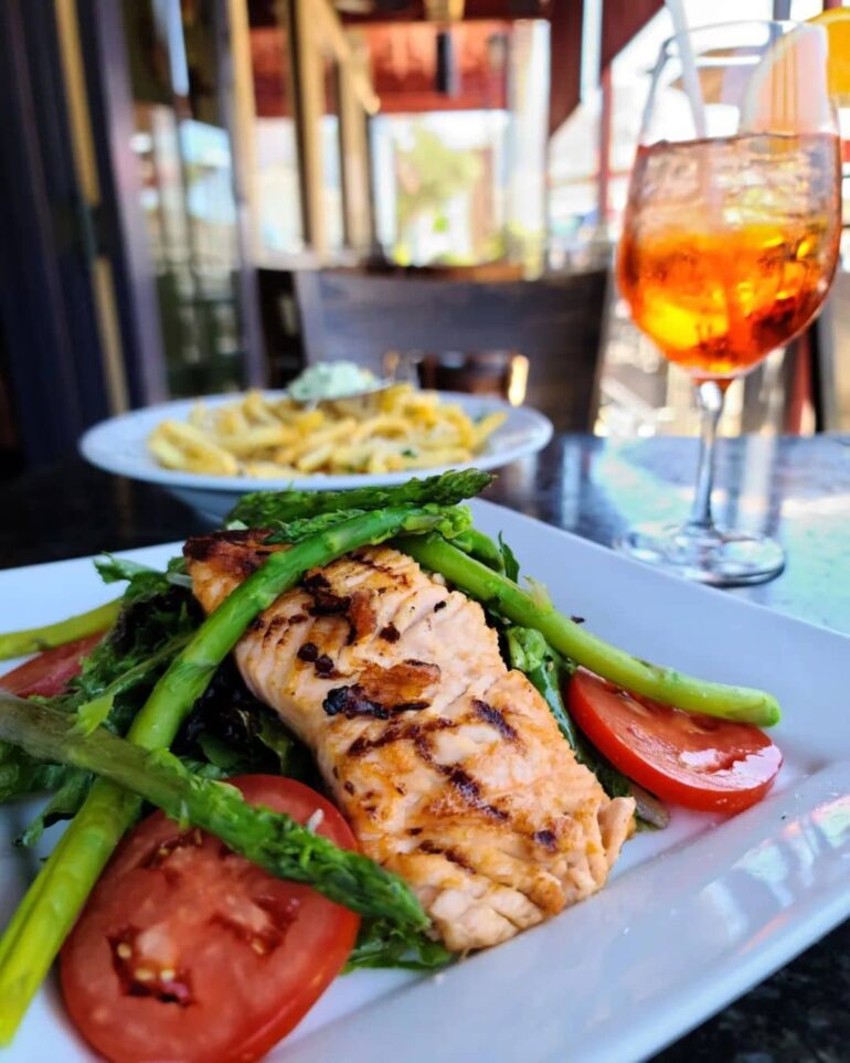 12 Best Huntington Beach Restaurants To Eat At In 2024 (+ What To Order)