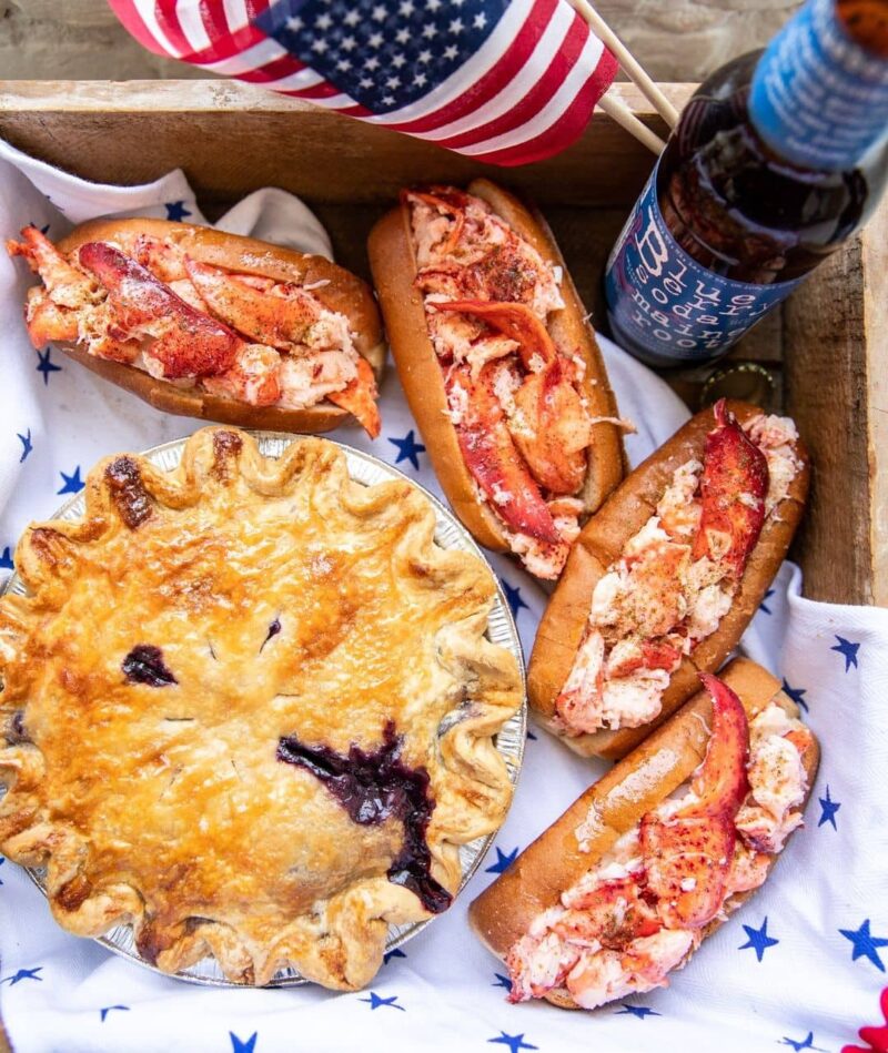 17 Best Seafood Restaurants In Chicago To Eat At In 2024 (+ What To Order)