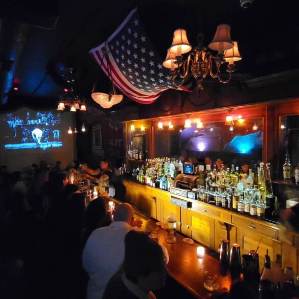 12 Best Chicago Speakeasies And Hidden Bars To Visit What To Order   Best Speakeasy In Chicago The Drifter 585x585 