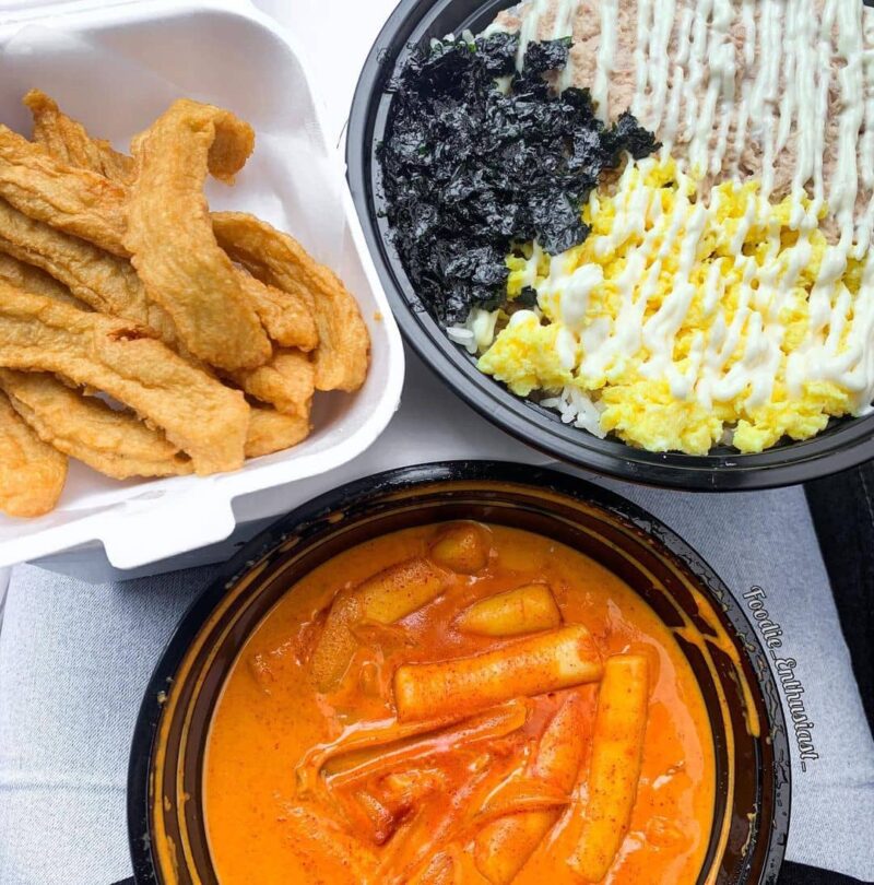 10 Best Korean Restaurants In Toronto What To Order 2024   Best Korean Restaurants In Toronto Sinjeon Topokki 800x810 